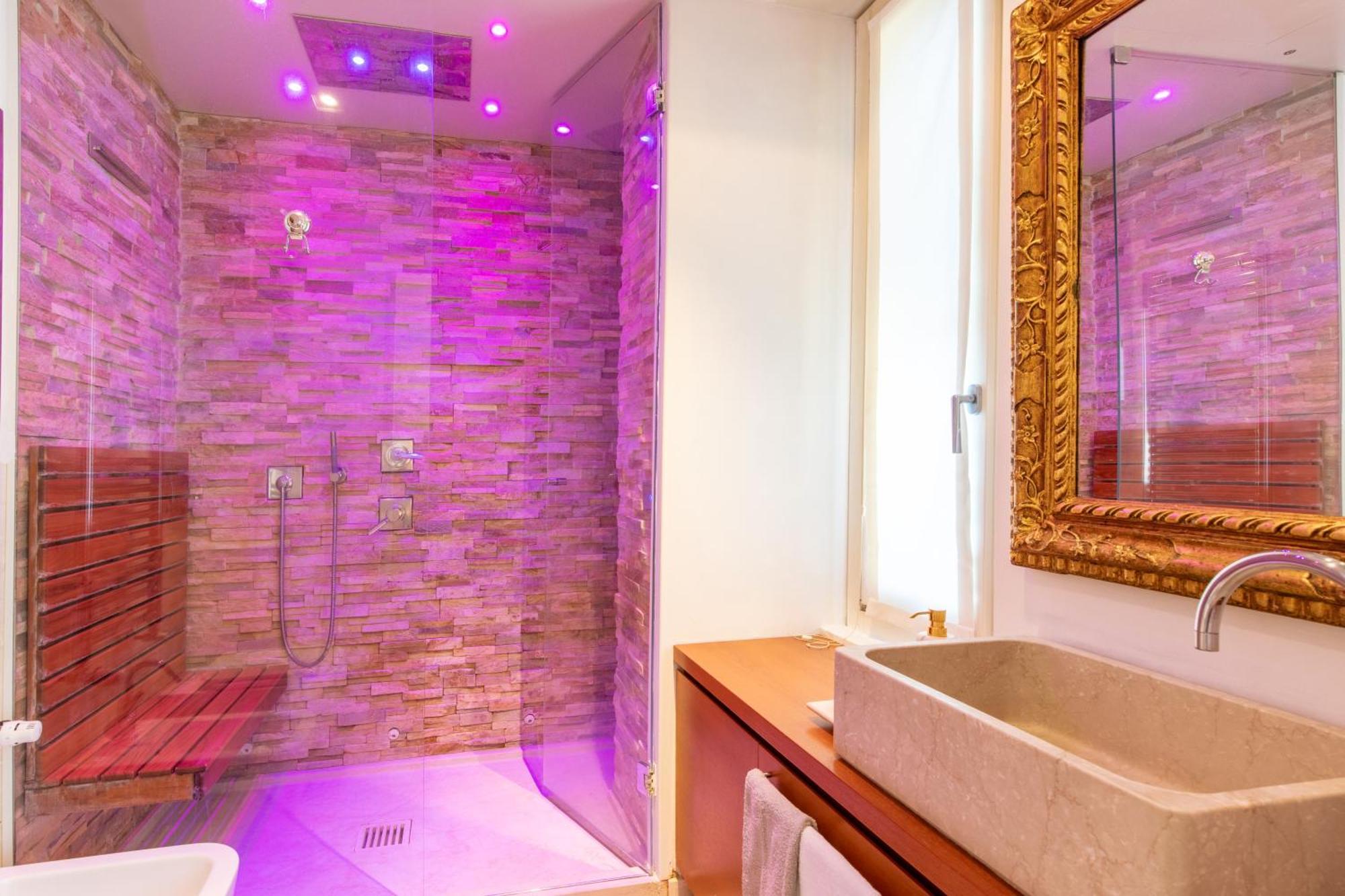 Porta Venezia- Design Apartment, 2-Bedrooms, Netflix, Wifi ميلان المظهر الخارجي الصورة